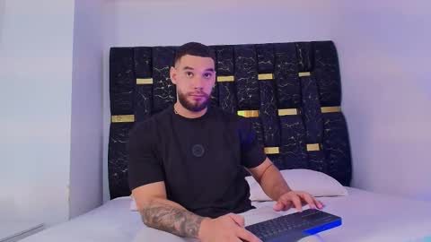 Chris B online show from November 26, 2025, 6:09 pm