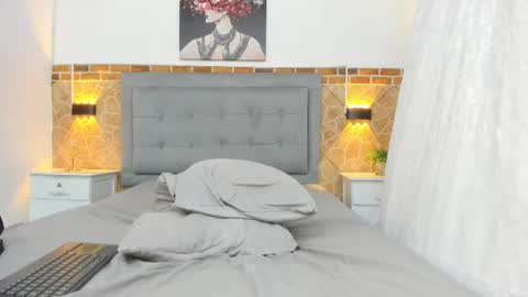 chris_kizz online show from January 12, 2025, 5:33 pm