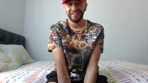 Snapshot of chris_sex80 chatting on January 14, 2025, 4:40 pm chris_sex80 online show from January 14, 2025, 4:40 pm