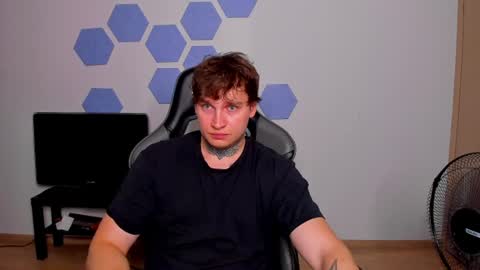 Snapshot of chris_tyson chatting on July 8, 2026, 9:47 am Chris Tyson online show from July 8, 2026, 9:47 am