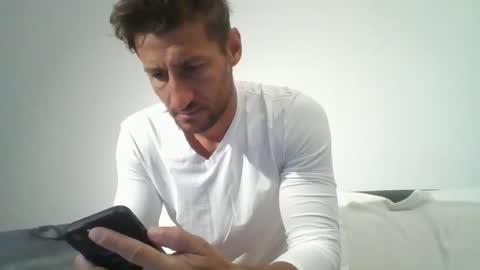 chrisaron online show from October 3, 2025, 3:36 am