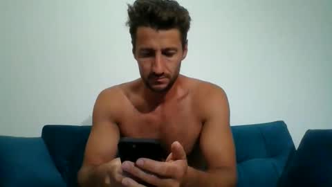 Snapshot of chrisaron chatting on June 2, 2026, 3:08 am chrisaron online show from June 2, 2026, 3:08 am