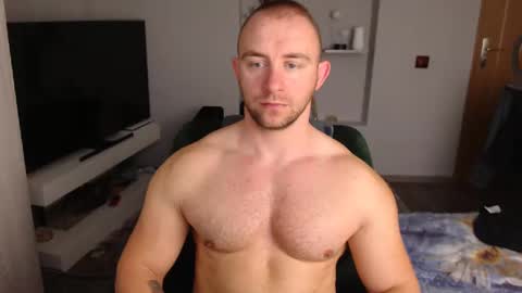 Snapshot of chrisbigbiceps chatting on December 30, 2024, 7:26 am chrisbigbiceps online show from December 30, 2024, 7:26 am