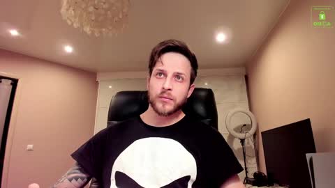 Snapshot of chriscarrey chatting on March 17, 2026, 4:21 pm Chris online show from March 17, 2026, 4:21 pm