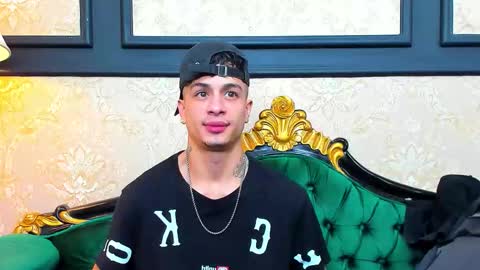 Chris online show from October 22, 2025, 11:43 am