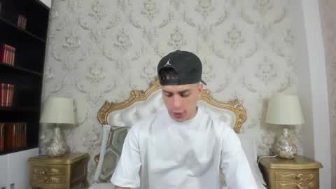 Chris online show from December 1, 2025, 7:30 pm