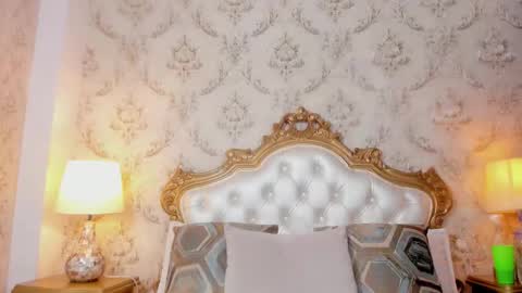 Chris online show from December 14, 2025, 7:07 pm