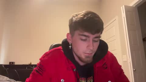 Snapshot of chrisoncam01 chatting on December 16, 2025, 9:42 pm chrisoncam01 online show from December 16, 2025, 9:42 pm