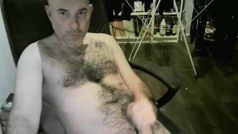 chrisprngr online show from May 14, 2026, 7:42 pm