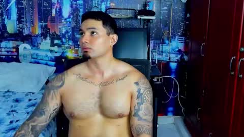 Chriss Stewart online show from October 4, 2025, 2:20 am