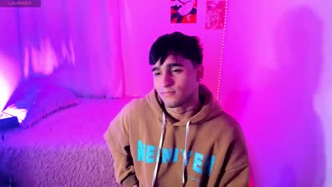 Snapshot of chriss_wg_ chatting on January 10, 2026, 11:09 pm Christian Wang online show from January 10, 2026, 11:09 pm