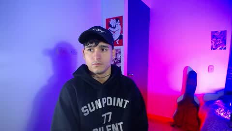 Snapshot of chriss_wg_ chatting on February 21, 2026, 7:09 am Christian Wang online show from February 21, 2026, 7:09 am