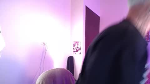 Snapshot of chriss_wg_ chatting on February 28, 2026, 11:55 am Christian Wang online show from February 28, 2026, 11:55 am