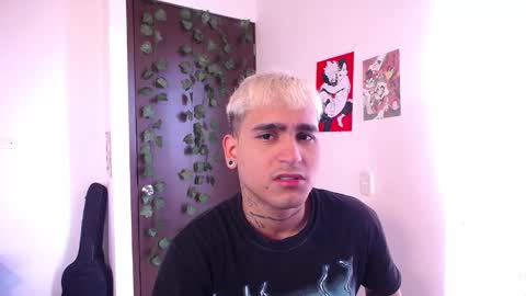 Snapshot of chriss_wg_ chatting on March 22, 2026, 5:16 pm Christian Wang online show from March 22, 2026, 5:16 pm