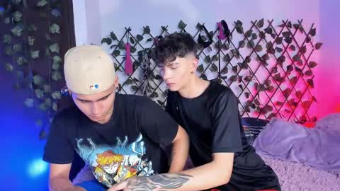 Snapshot of chriss_wg_ chatting on March 27, 2026, 12:49 am Christian Wang online show from March 27, 2026, 12:49 am