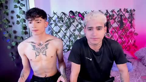 Snapshot of chriss_wg_ chatting on April 3, 2026, 9:13 pm Christian Wang online show from April 3, 2026, 9:13 pm