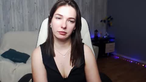 Christi online show from November 18, 2025, 9:36 am