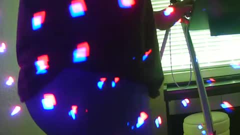 Snapshot of chrisswift3000ad chatting on October 13, 2025, 7:36 pm chrisswift3000ad online show from October 13, 2025, 7:36 pm