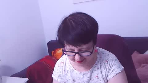 Christa online show from October 4, 2025, 1:14 am