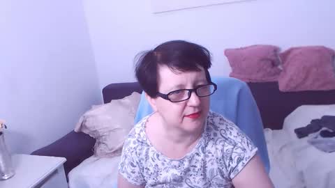 Christa online show from October 5, 2025, 12:53 am