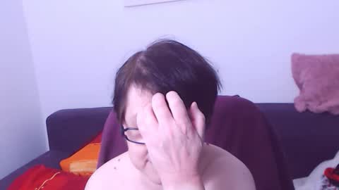 Snapshot of christarose chatting on April 17, 2026, 7:28 pm Christa online show from April 17, 2026, 7:28 pm