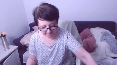 Snapshot of christarose chatting on April 24, 2026, 2:03 am Christa online show from April 24, 2026, 2:03 am