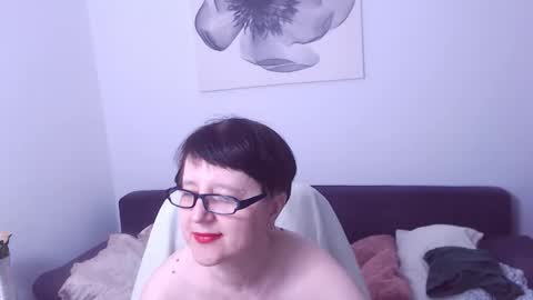 Snapshot of christarose chatting on May 1, 2026, 11:31 pm Christa online show from May 1, 2026, 11:31 pm