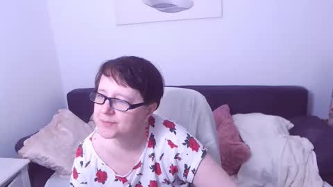 Snapshot of christarose chatting on May 3, 2026, 7:47 am Christa online show from May 3, 2026, 7:47 am
