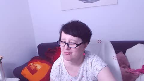 Snapshot of christarose chatting on May 20, 2026, 9:32 pm Christa online show from May 20, 2026, 9:32 pm