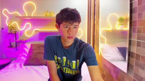 Snapshot of christian_foxx chatting on February 11, 2026, 1:38 pm Christian online show from February 11, 2026, 1:38 pm