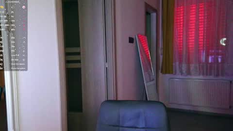 Snapshot of christianlevine_ chatting on May 19, 2026, 4:08 am UPVOTE ME ------ ILL DO SOMETHING FOR FREE online show from May 19, 2026, 4:08 am