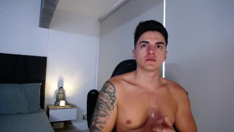 Snapshot of christianvalenzia chatting on April 12, 2026, 1:38 pm Christian online show from April 12, 2026, 1:38 pm