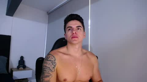 Snapshot of christianvalenzia chatting on April 29, 2026, 1:59 pm Christian online show from April 29, 2026, 1:59 pm