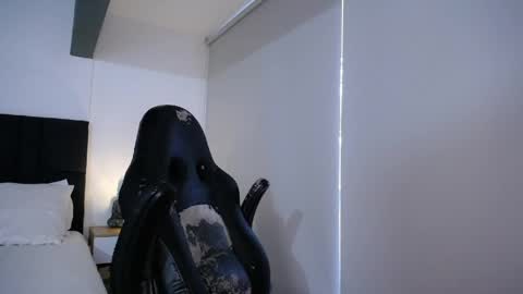 Snapshot of christianvalenzia chatting on May 14, 2026, 1:18 pm Christian online show from May 14, 2026, 1:18 pm