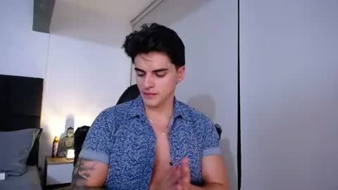 Snapshot of christianvalenzia chatting on June 25, 2026, 12:21 am Christian online show from June 25, 2026, 12:21 am