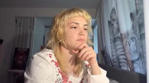 Snapshot of christiechorney chatting on June 17, 2026, 1:01 pm christiechorney online show from June 17, 2026, 1:01 pm