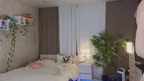 Ann online show from May 23, 2026, 12:42 pm
