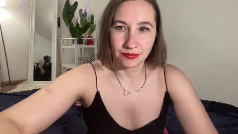Snapshot of christina_rosse chatting on June 1, 2026, 5:03 pm christina rosse online show from June 1, 2026, 5:03 pm