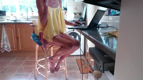 Snapshot of christine888 chatting on September 27, 2025, 1:05 pm Sissy Christine online show from September 27, 2025, 1:05 pm