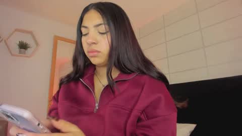 Christine  online show from October 29, 2025, 11:56 am