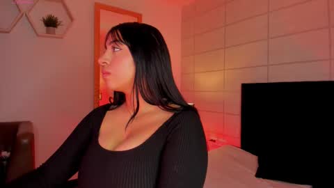 Christine  online show from January 9, 2026, 11:57 am