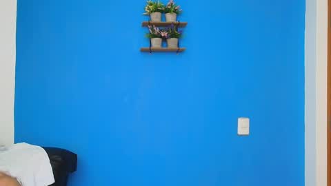 Snapshot of christopher_w chatting on February 17, 2025, 1:58 am Christopher online show from February 17, 2025, 1:58 am