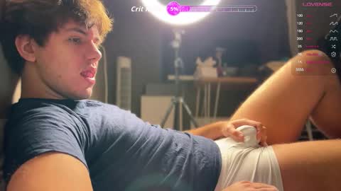 Snapshot of christophertan chatting on November 20, 2025, 11:43 am Christopher online show from November 20, 2025, 11:43 am