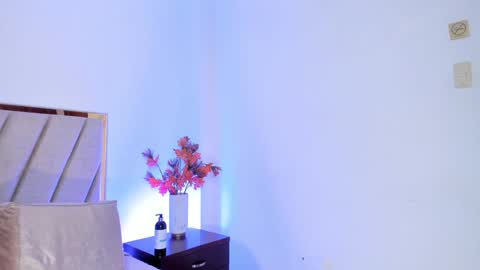 Snapshot of christy_seaa chatting on December 16, 2024, 9:20 pm Christy online show from December 16, 2024, 9:20 pm