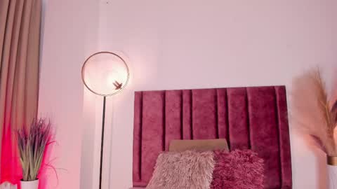 Snapshot of christy_seaa chatting on February 25, 2025, 6:09 pm Christy online show from February 25, 2025, 6:09 pm