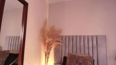 Snapshot of christy_seaa chatting on November 25, 2025, 6:41 pm Christy online show from November 25, 2025, 6:41 pm