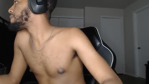 ChrisVacherx online show from April 25, 2026, 12:46 am