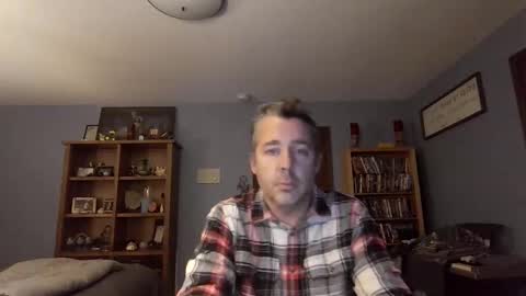 chrisw8121 online show from November 16, 2025, 12:27 am