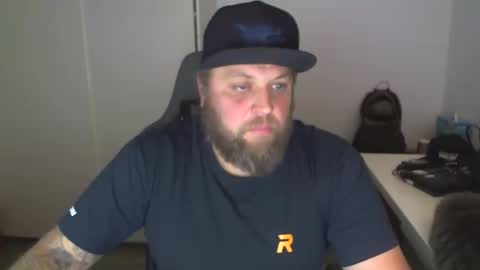 Snapshot of chrizz80 chatting on December 7, 2024, 2:24 pm Chrizz online show from December 7, 2024, 2:24 pm