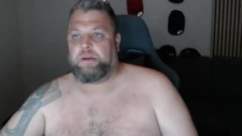 Chrizz online show from June 19, 2026, 10:46 pm